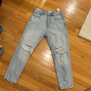 Zara Ripped Mom Fit Jeans